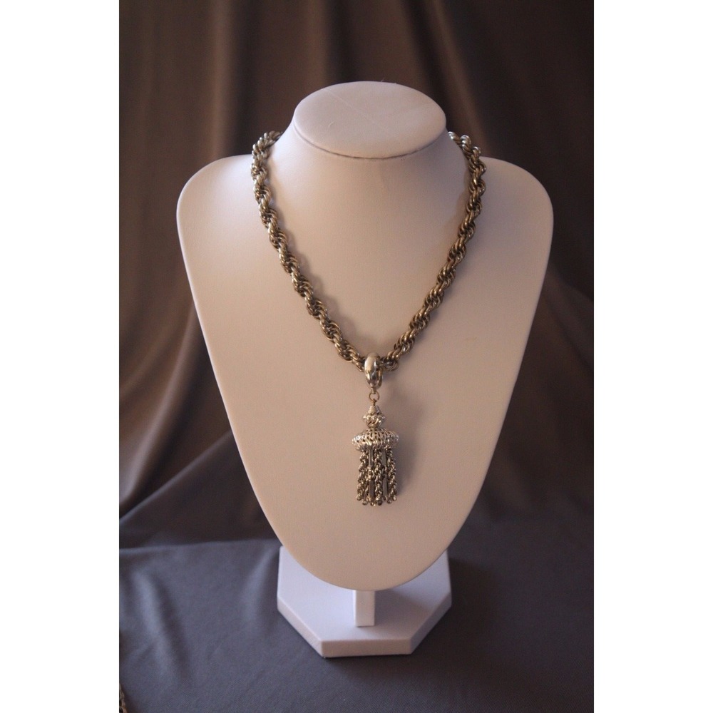 70's ~ VINTAGE Jewelry ~ CHAIN TASSLE Dangle  14"  PENDANT NECKLACE